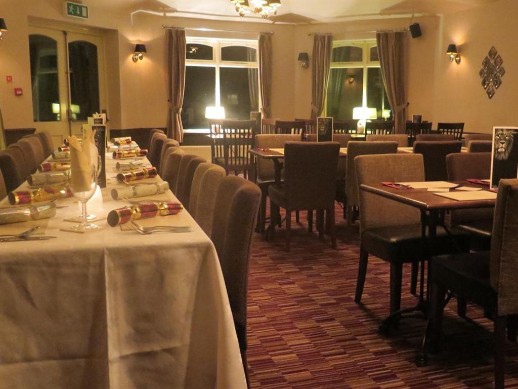 فندق The Red Lion يورك المظهر الخارجي الصورة